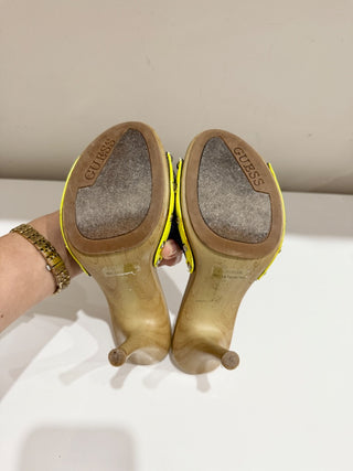 Guess Denim Slip On Wooden Mules Heels Brown/Blue with Yellow Trim Women Size 6