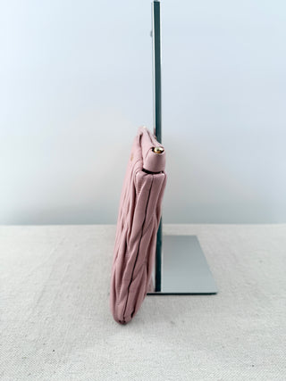 Miu Mu matelasse large clutch leather bag