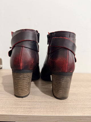 Bonne Aged Leather Block Heel Ankle Booties Burgundy Black Women's Size EU 40