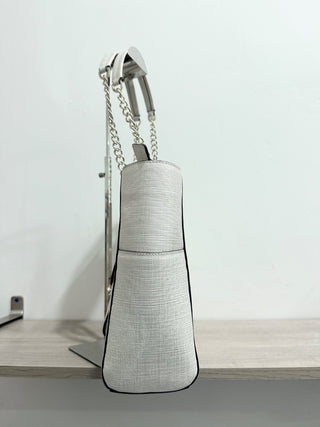 Henri Bendel waldorf chain toe bag leatehr