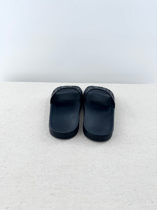 NWT Gucci Pursuit GG Logo Rubber Slip On Slides Sandals Black Women's Size US 6