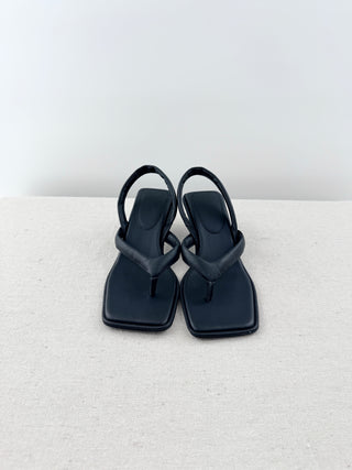 NWOT St. Agni Leather Square Toe Sling Back Thong Heel Sandals Black Women EU 36
