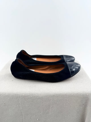 Lanvin flat suede and patent leather ballet flats, 41