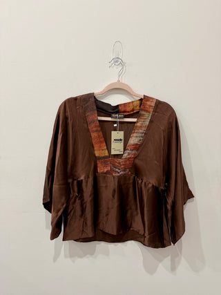 Vanita Rosa 100% silk kimono sleeve top, M