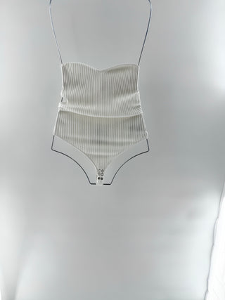 le ore strapless ribbed bodysuit designed with stretch knit fabric, XS