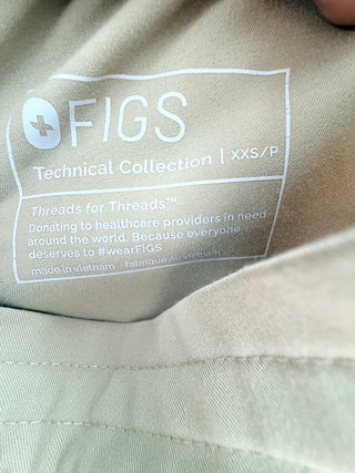 Figs set top and scrub pants, top XS/ bottom XXS