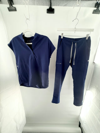 Figs set top and scrub pants, XXS