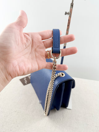Gucci leather interlocking G shoulder bag with chain strap