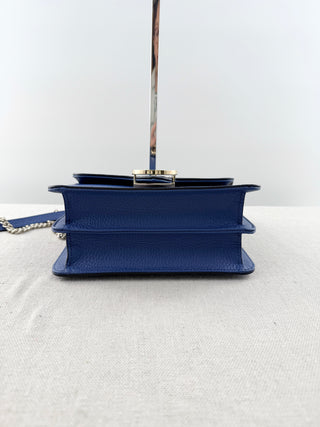 Gucci leather interlocking G shoulder bag with chain strap