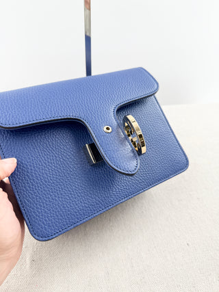 Gucci leather interlocking G shoulder bag with chain strap