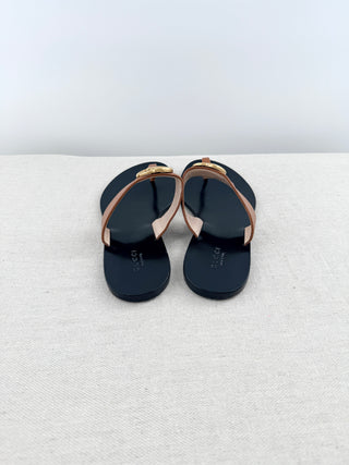 Gucci GG thong sandals leather, 37