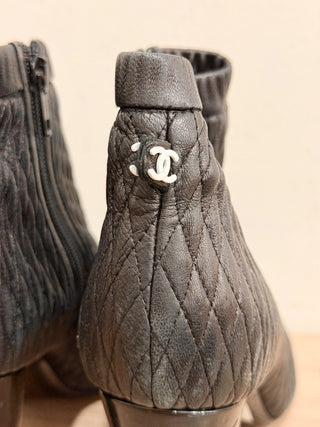 Chanel Leather Block Heel Cap Toe Quilted Ankle Booties Black Women's Size EU 40