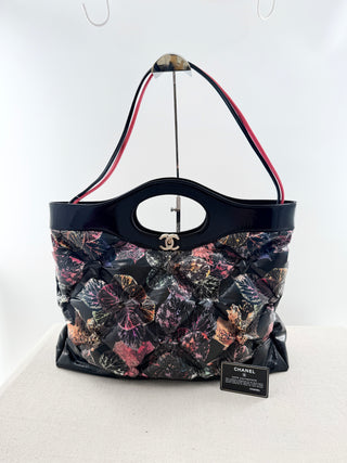Chanel 31 shopping large bag printed puffy patent leather and nylon