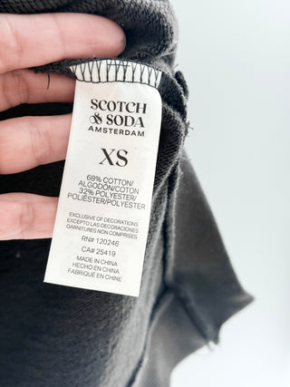 Scotch and Soda Pullover with snake design, XS