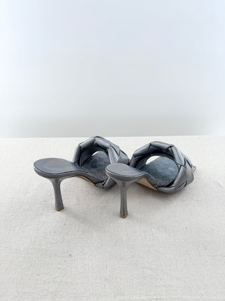 Bottega Veneta intreciatto leather heel sandals iridescent, 40