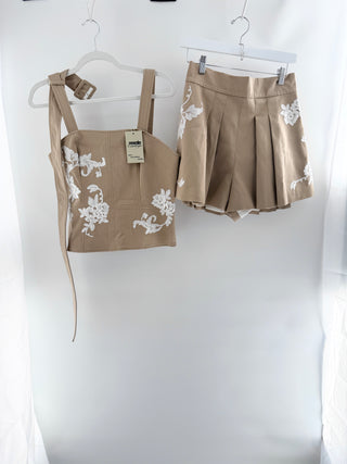 Alexis set embroidered sleeveless top and shorts, M