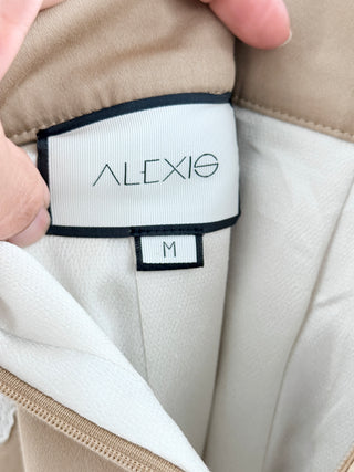 Alexis set embroidered sleeveless top and shorts, M