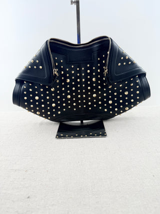 Alexander McQueen de manta clutch bag leather with studs