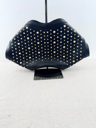 Alexander McQueen de manta clutch bag leather with studs