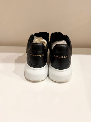 Alexander McQueen Larry Leather Chunky Sole Low Top Sneakers Black EU 38