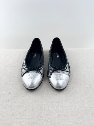 Chanel CC cap toe iridescent holographic textured ballet flat, 41