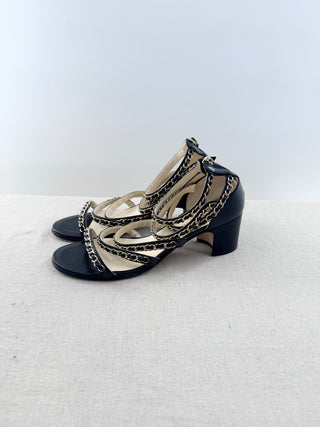 Chanel leather block sandals with link details, 40.5