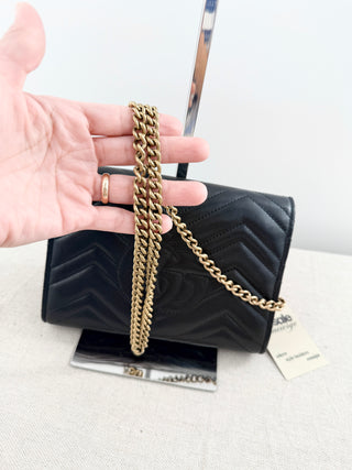 Gucci marmont leather wallet on chain bag