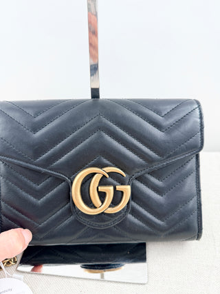 Gucci marmont leather wallet on chain bag