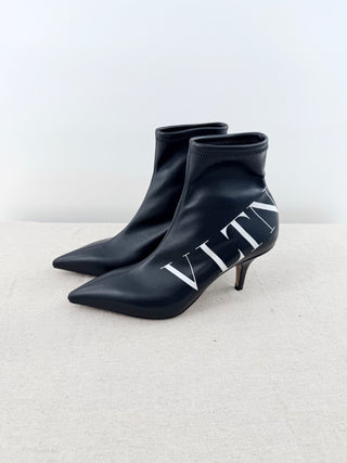 NWT Valentino VLTN Leather Logo High Heel Ankle Booties Black Women's EU 37.5