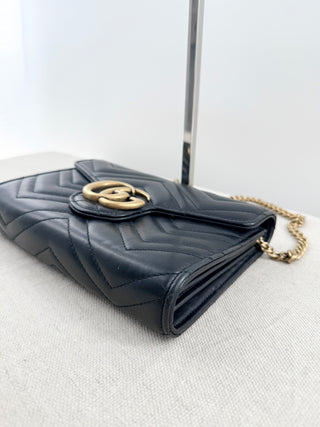 Gucci marmont leather wallet on chain bag