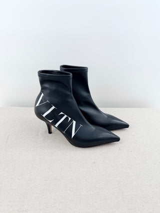 NWT Valentino VLTN Leather Logo High Heel Ankle Booties Black Women's EU 37.5