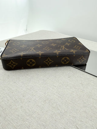 Louis Vuitton pochette felicie monogram bag with chain