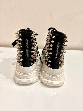 Alexander McQueen Tread Slick Leather Lace-Up Chunky Boots Black/White EU 39.5