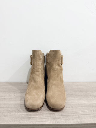 NWT Roger Vivier Tres Vivii Suede Block Heel Buckle Ankle Boot Light Beige EU 39