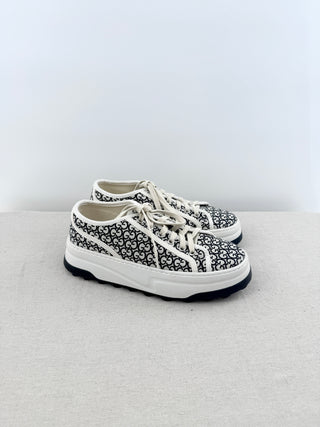 Gucci GG Monogram Jacquard Canvas Tennis 1977 Sneakers Black Mystic White 9