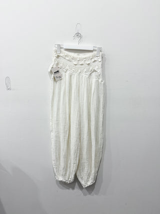 Jen's pirate booty gauze cotton crochet balloon pants, L