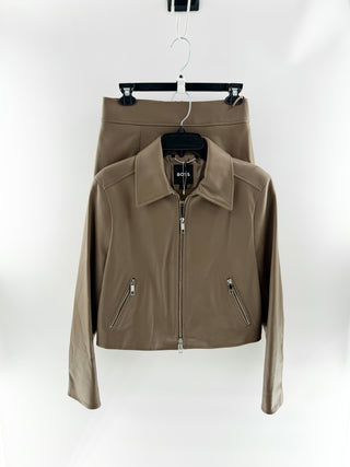 Boss Leather two piece set with zip front jacket & matching pencil skirt, 6 / 6
