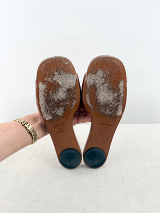 Alexander McQueen leather slides with metal detail, 38