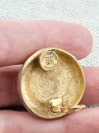 Givenchy vintage clip on gold tone with pearl