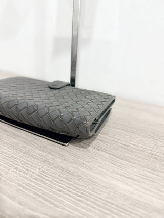 Bottega Veneta leather intreciatto medium size wallet
