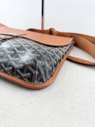 Goyard coursier messenger bag