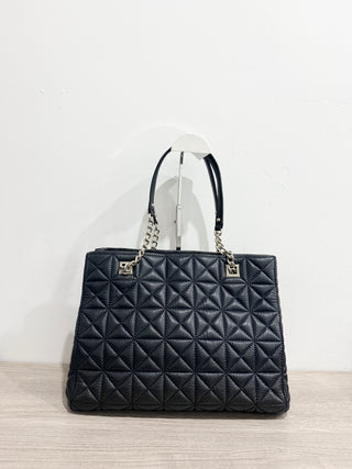 Kate Spade quilted leather medium size bag with chain handle