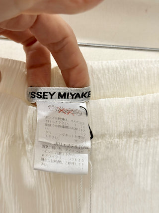 Issey Miyake straight leg plisse elastic waist pants, M