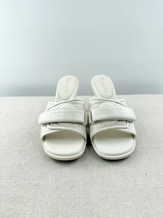 Dior (r)evolution quilted leather slide sandals, 39.5