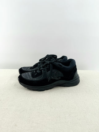 Chanel low top trainer sneakers, 41