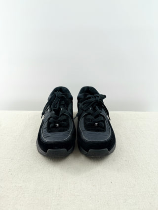 Chanel low top trainer sneakers, 41