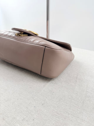 Gucci quilted leather marmont medium bag