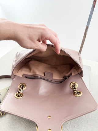 Gucci quilted leather marmont medium bag