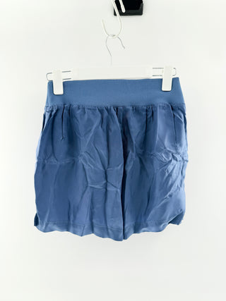 Cinq a sept silk shorts, S