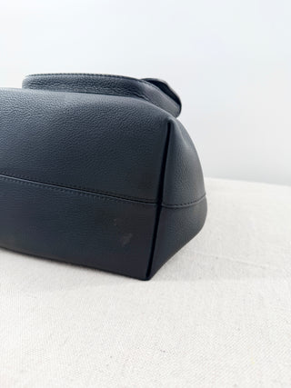 Louis Vuitton lockme MM leather bag, MM